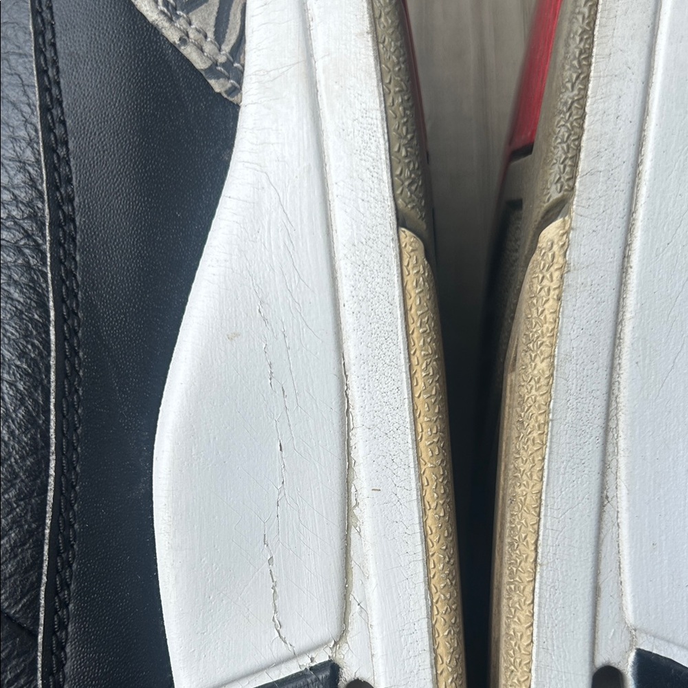 Nike Jordan 3 Retro OG Black Cement - Picture 10 of 14